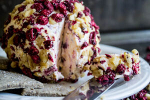 cranberry walnut cheese ball 1
